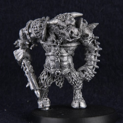 Minotaur roar chaos - roar,