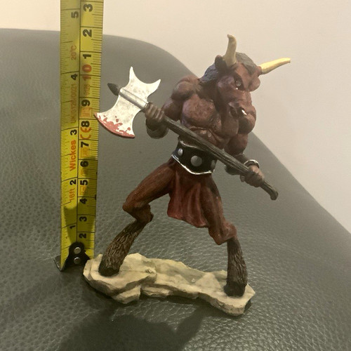 Minotaur warrior resin - minotaur,