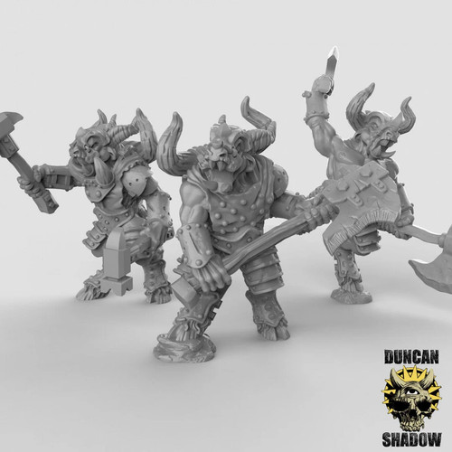 Minotaur barbarians miniature - minotaur,