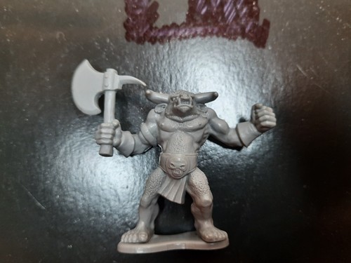 Minotaur plastic warhammer - minotaur,