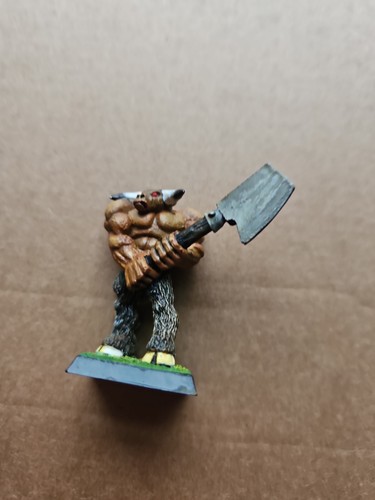 Warhammer fantasy minotaur - warhammer,